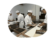 pi&egrave;ce de conditionnement du chocolat
